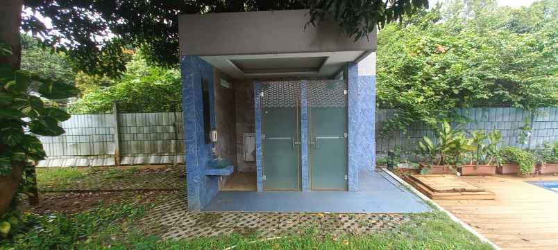 dijual rumah bukit golf pondok indah