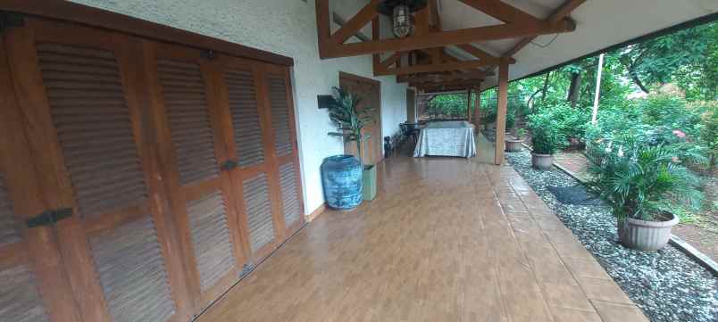 dijual rumah bukit golf pondok indah