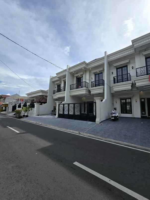 dijual rumah cempaka putih jakpus