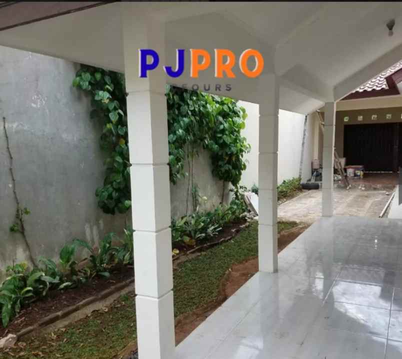 dijual rumah cempaka putih timur