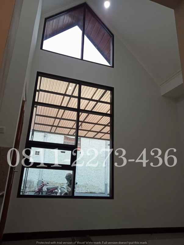 dijual rumah cihanjuang