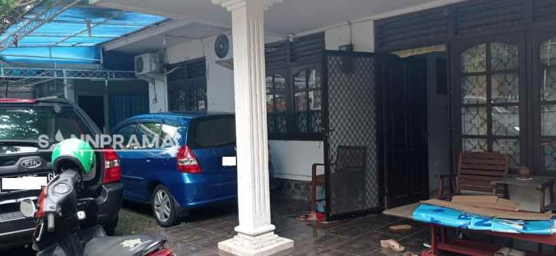 dijual rumah cilandak