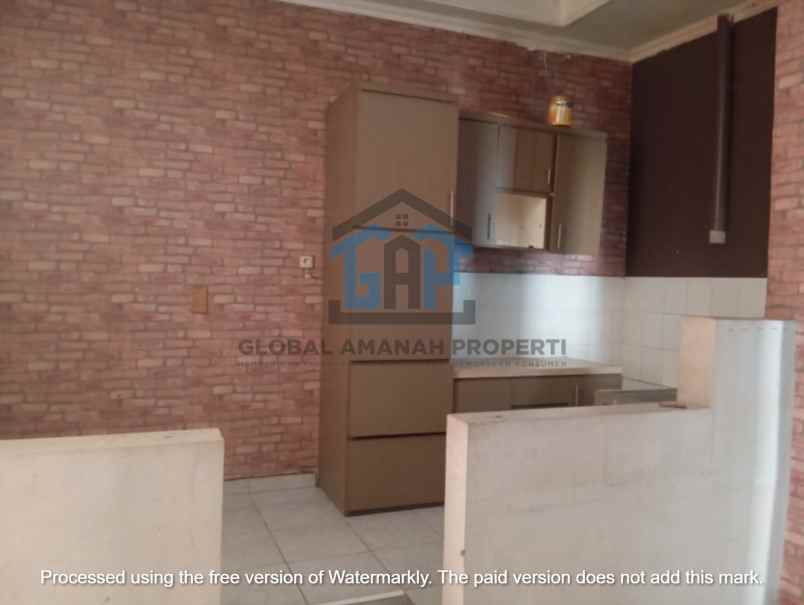 dijual rumah cisangkan