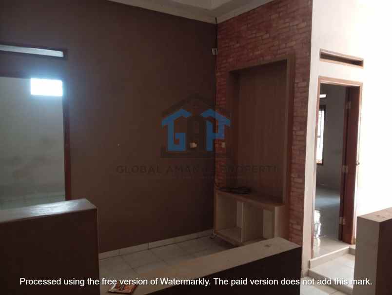 dijual rumah cisangkan
