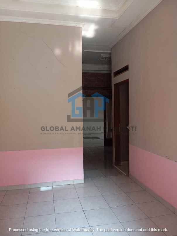dijual rumah cisangkan