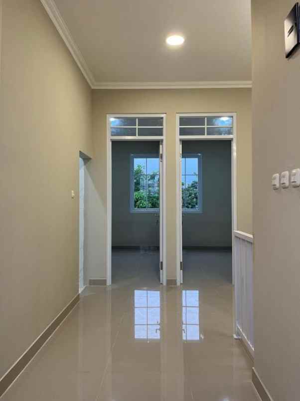 dijual rumah cisaranten kulon