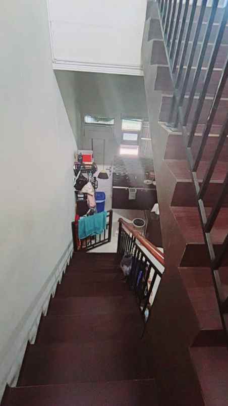 dijual rumah cisaranten kulon