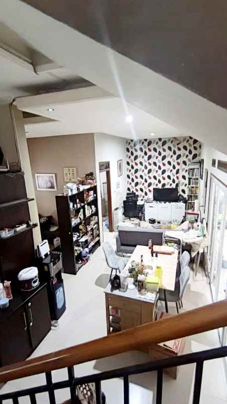 dijual rumah cisaranten kulon