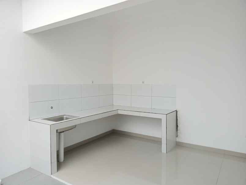 dijual rumah cisaranten kulon arcamanik