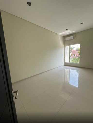 dijual rumah citraland international