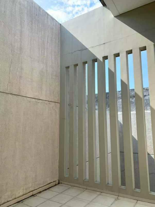 dijual rumah citraland reffles garde