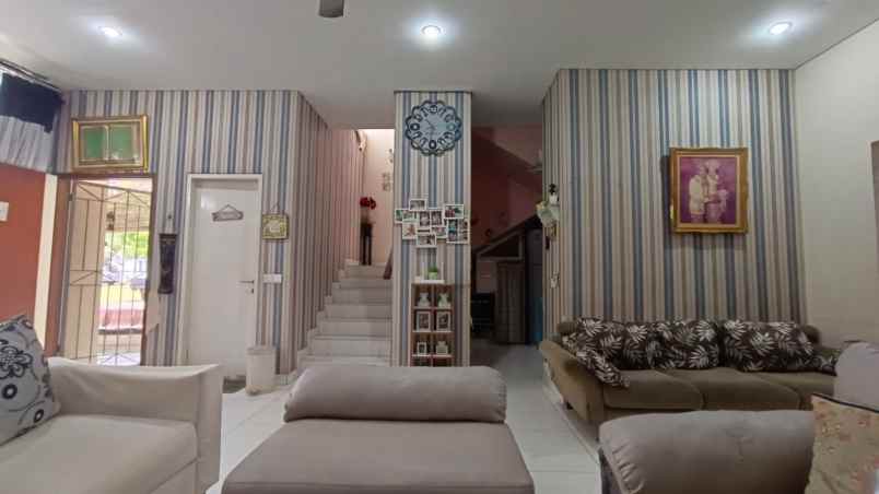 dijual rumah cluster alamanda jakarta