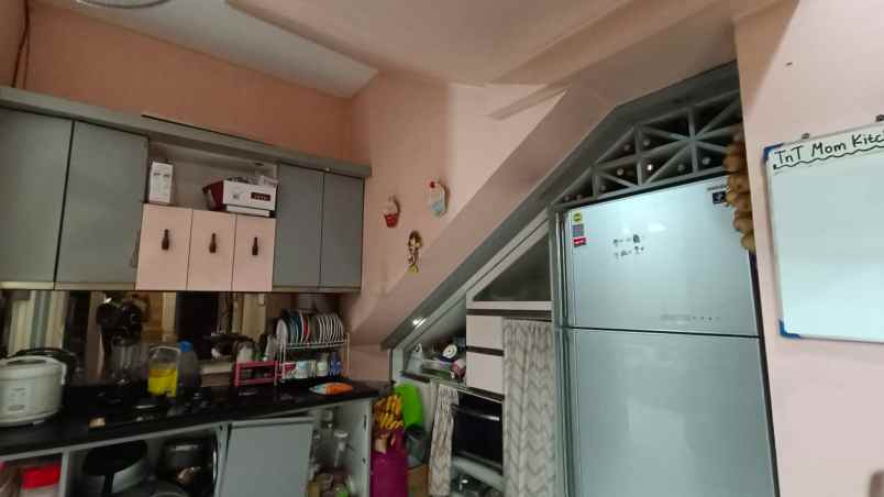 dijual rumah cluster alamanda jakarta