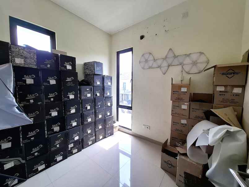 dijual rumah cluster balsa green ara