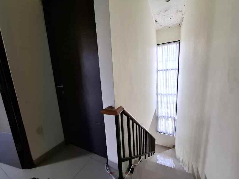 dijual rumah cluster balsa green ara