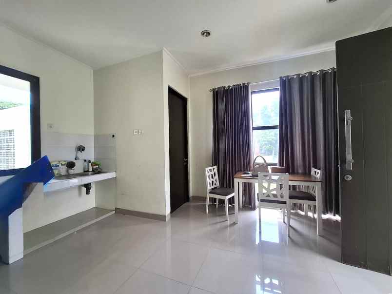 dijual rumah cluster balsa green ara