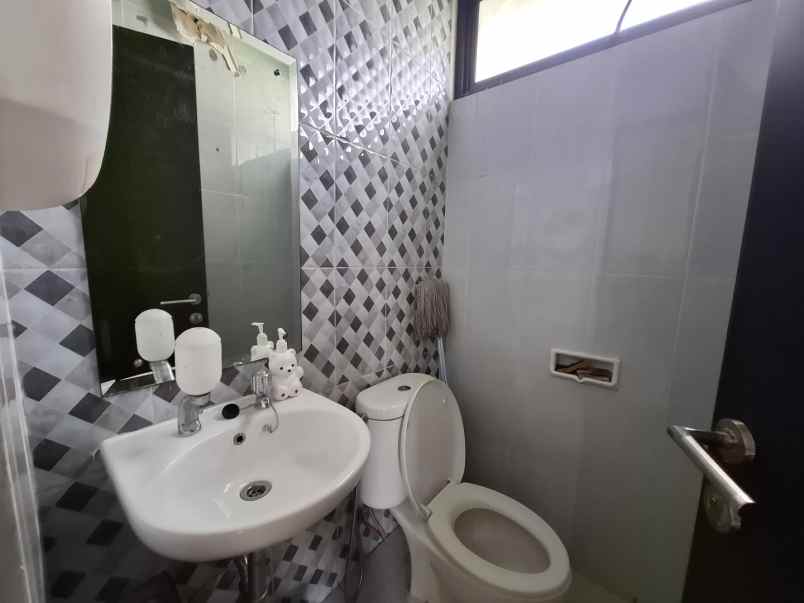 dijual rumah cluster balsa green ara