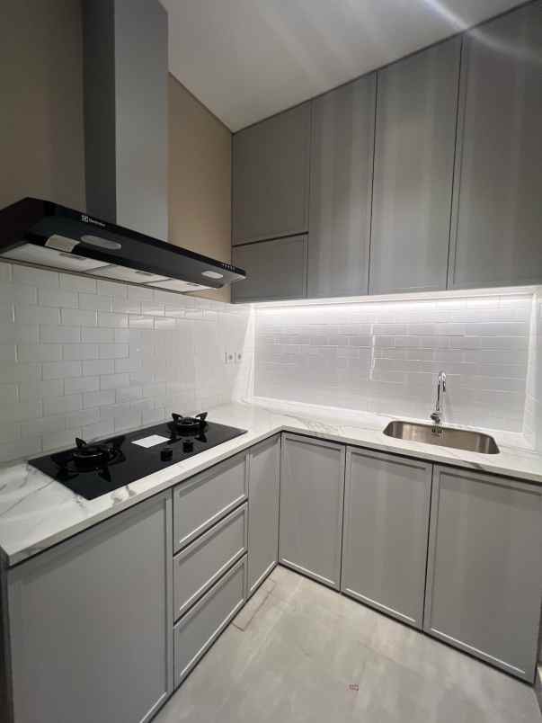 dijual rumah cluster burgundy