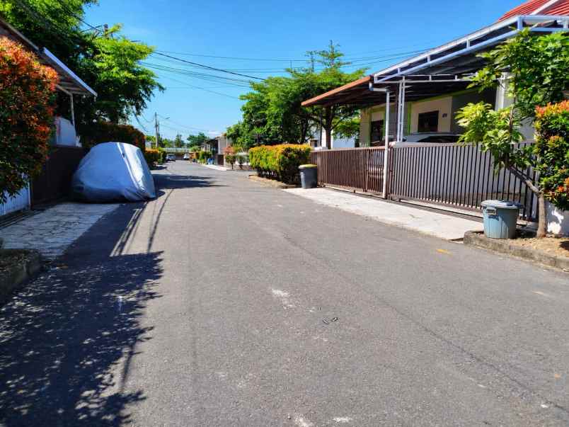 dijual rumah cluster derwati mas estate