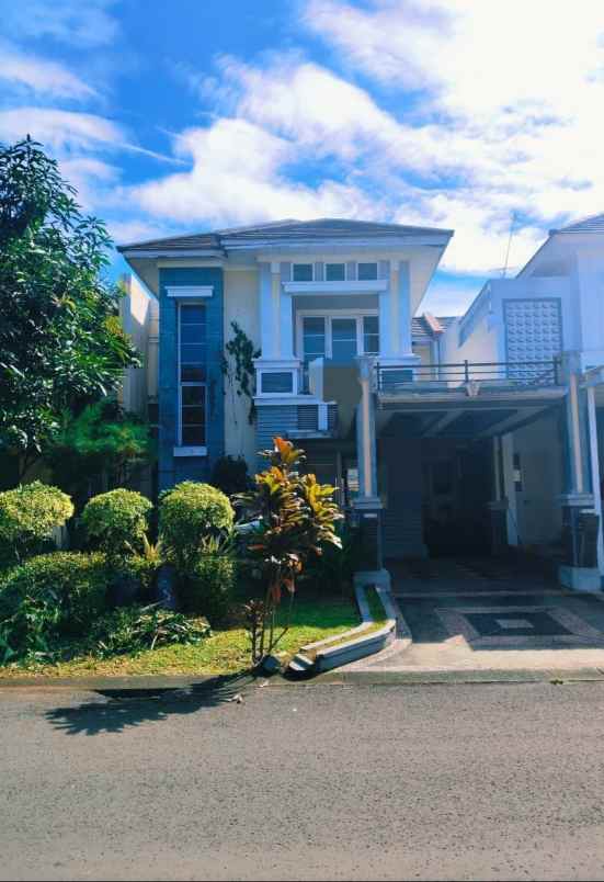 dijual rumah cluster georgia kota wisata