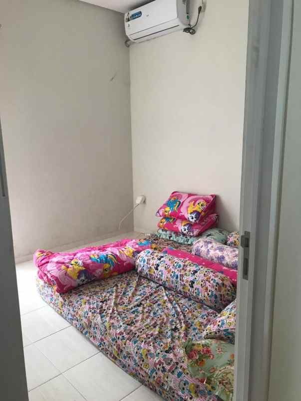 dijual rumah cluster summerland