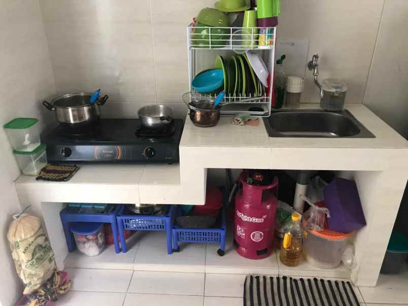 dijual rumah cluster summerland