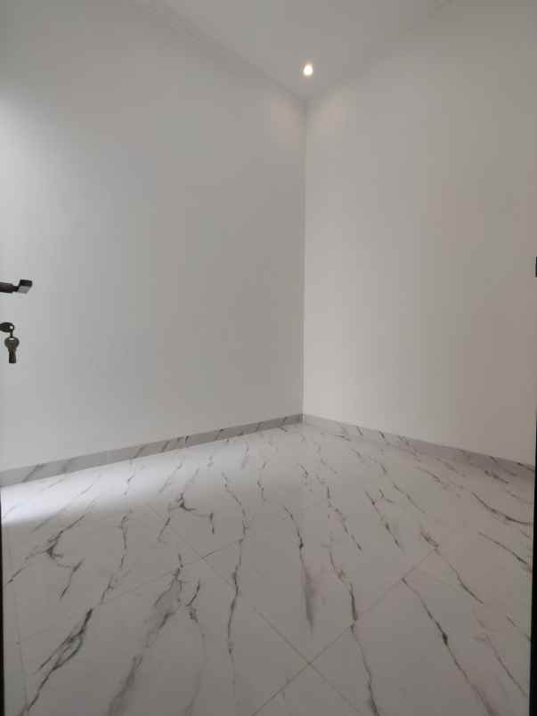 dijual rumah condet jakarta timur