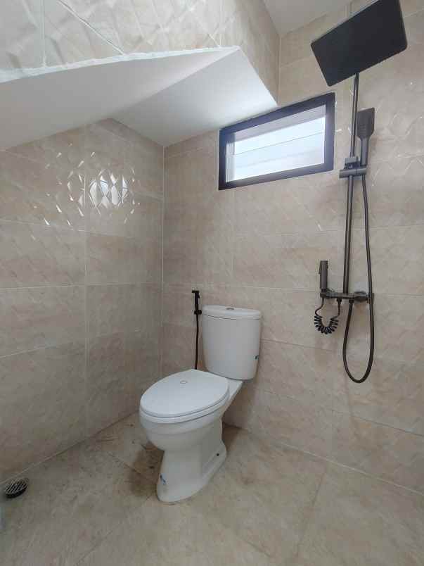 dijual rumah condet jakarta timur