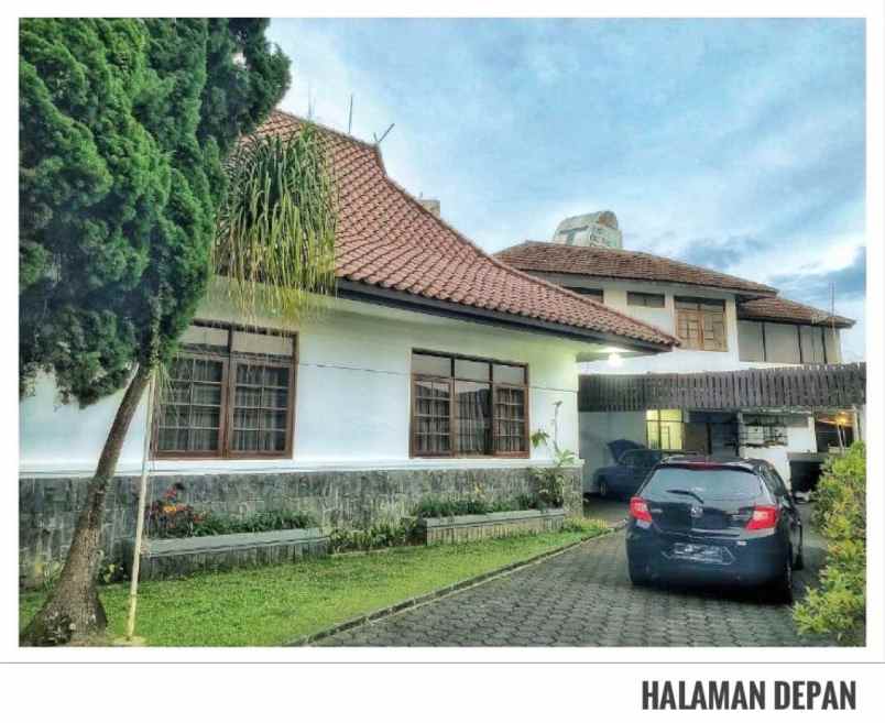 dijual rumah dago