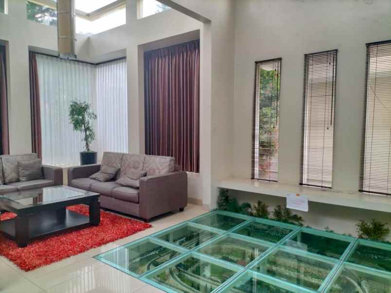 dijual rumah dago pakar resort bandung