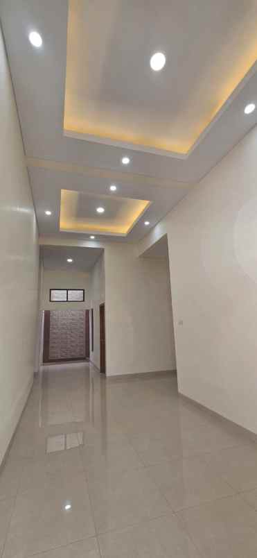 dijual rumah dalam cluster maguwo dekat ringroad utara