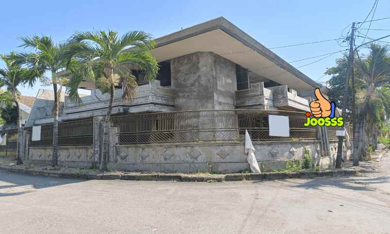 dijual rumah darmo harapan