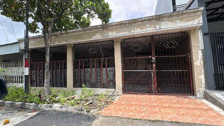 dijual rumah darmo permai timur
