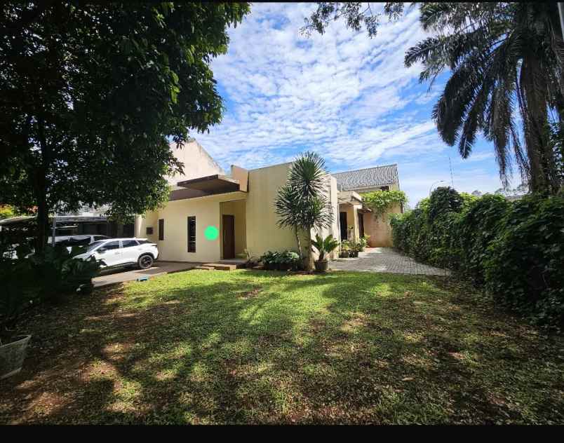 dijual rumah de latinos bsd cluster