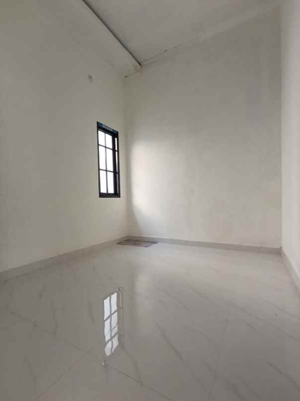 dijual rumah dekat alun alun kota depok
