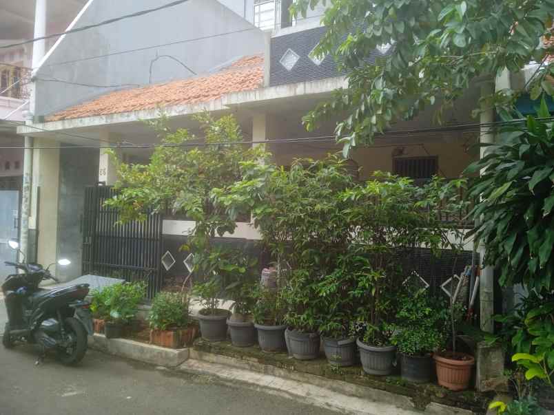 dijual rumah dekat dengan mrt lebak bulus