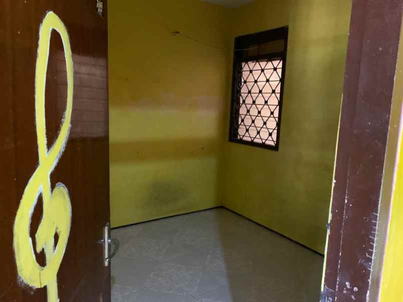 dijual rumah dekat kampus jember jl mastrip