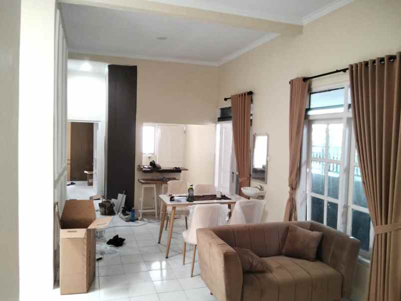 dijual rumah dekat terminal giwangan