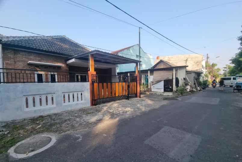 dijual rumah dekat terminal giwangan