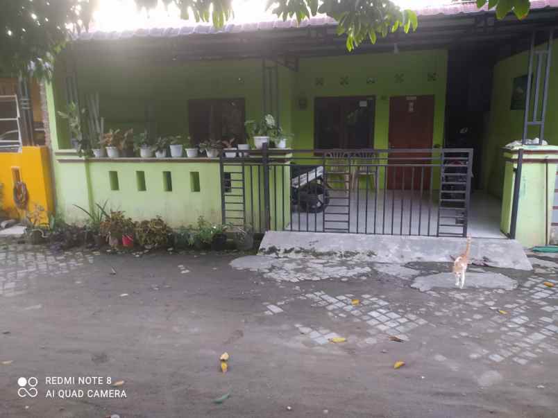 dijual rumah dengan 2 kamar