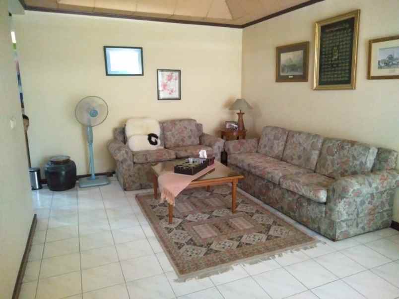 dijual rumah di ciputat timur tangerang selatan