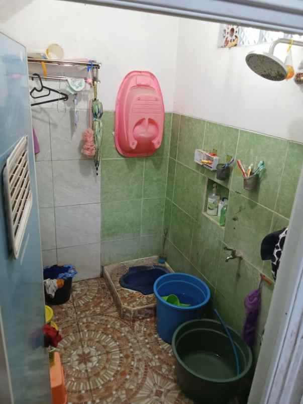 dijual rumah di daerah duren sawit