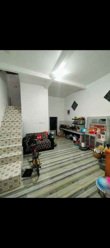 dijual rumah di daerah duren sawit