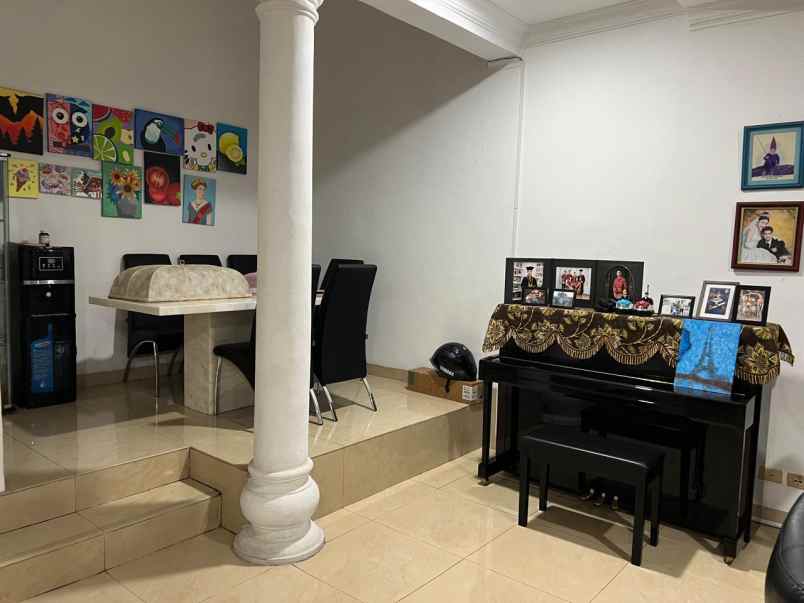 dijual rumah di daerah kelapa gading