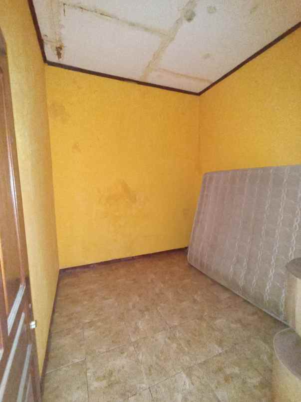 dijual rumah di dearah pondok ungu permai