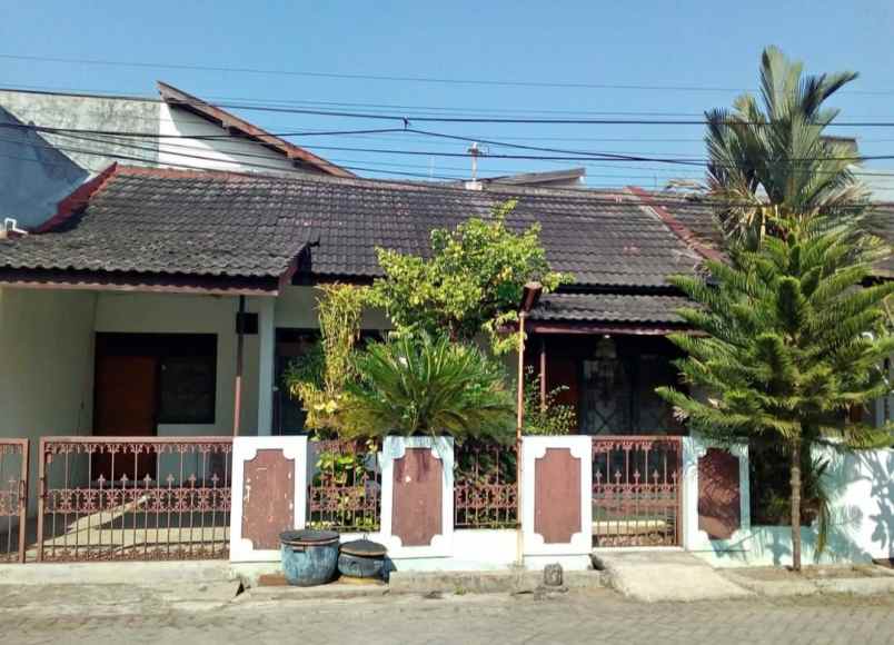 dijual rumah di ganesha pedurungan semarang