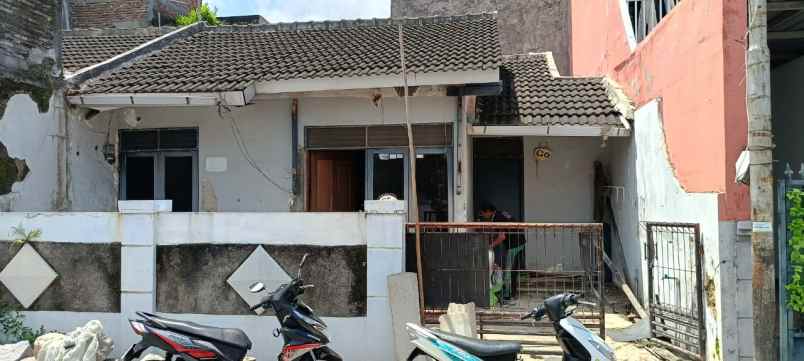 dijual rumah di gemah permai semarang