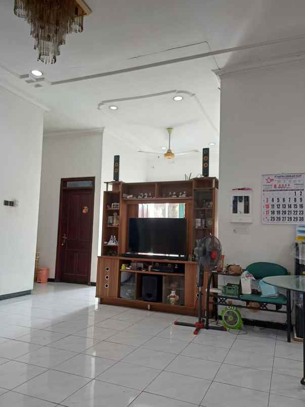 dijual rumah di jl nangka lamper kidul semarang