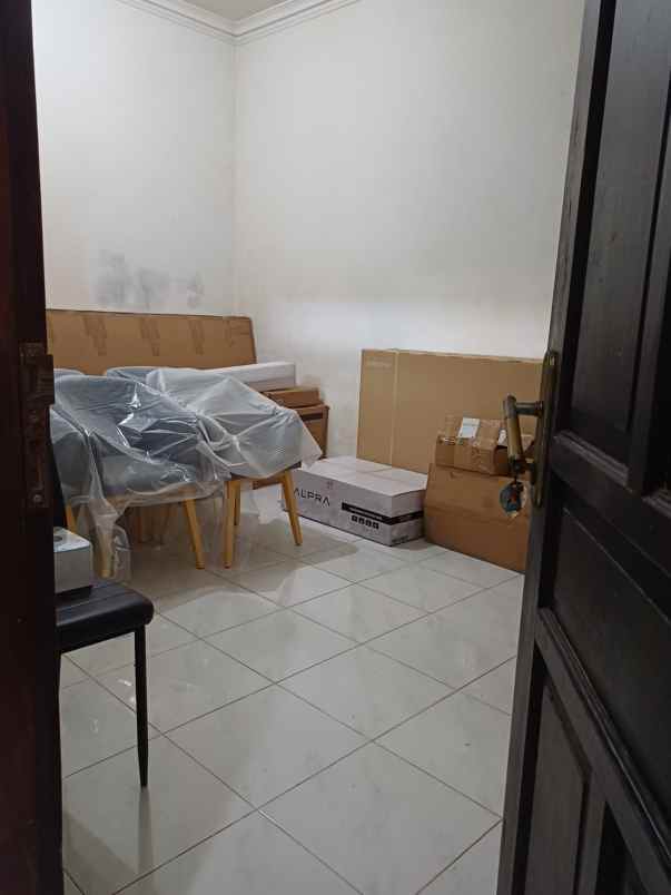 dijual rumah di jl nangka lamper kidul semarang