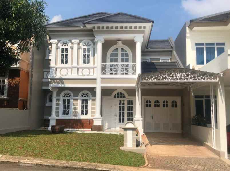 dijual rumah di legenda wisata cibubur